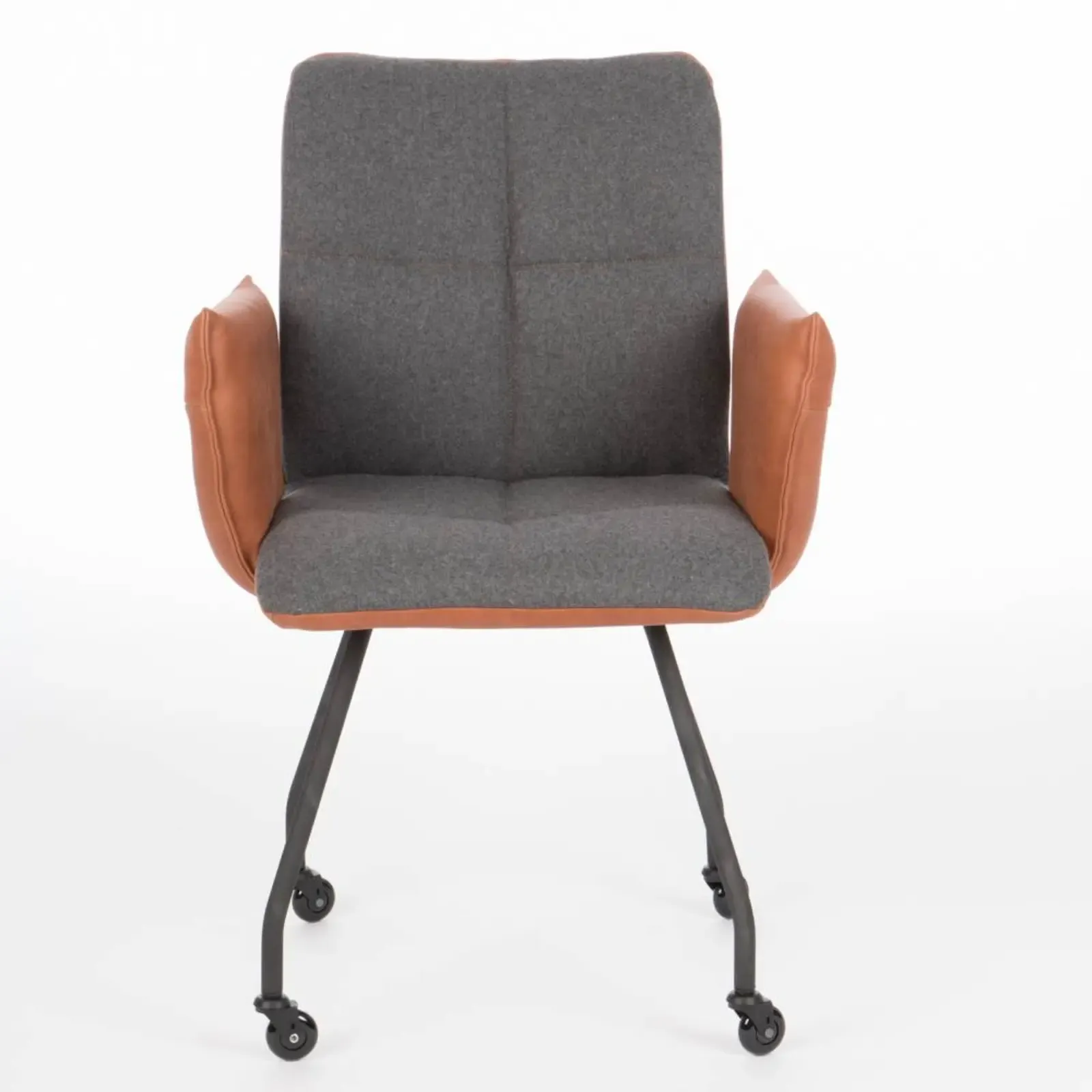 Pepitto armstoel - HE design