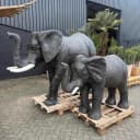 Polystone-Elefant mit Wasserstrahl | Gartenfigur Brunnen - Sventerior