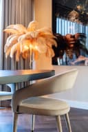 Esszimmerstuhl Gia khaki Samt feuerhemmend - Richmond Interiors