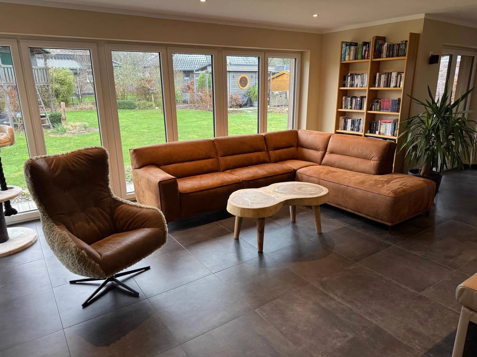Sfeerfoto van een klantinterieur ingericht met meubels van Mokana Meubelen
